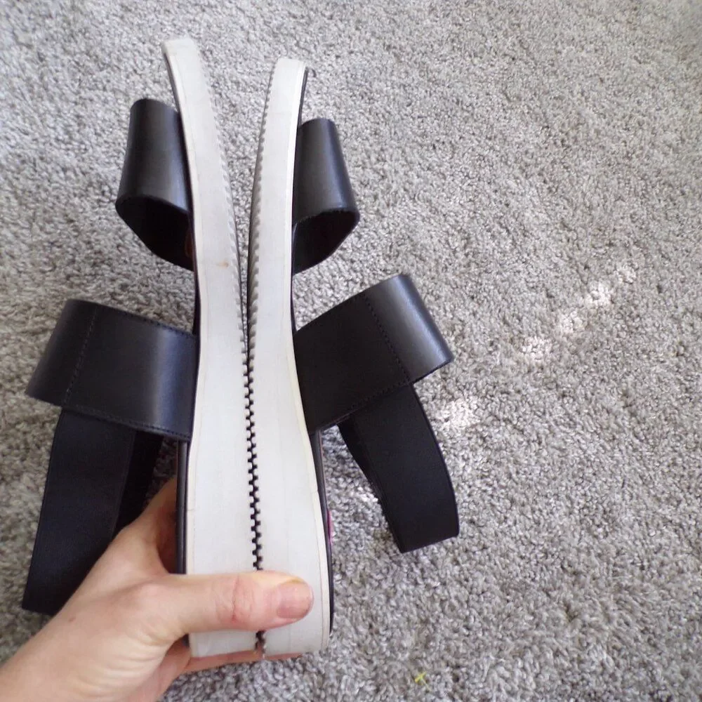 Everlane Black leather platform sandals 11